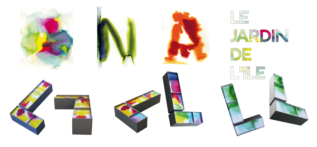 Planche de lettres et de formes colorées.