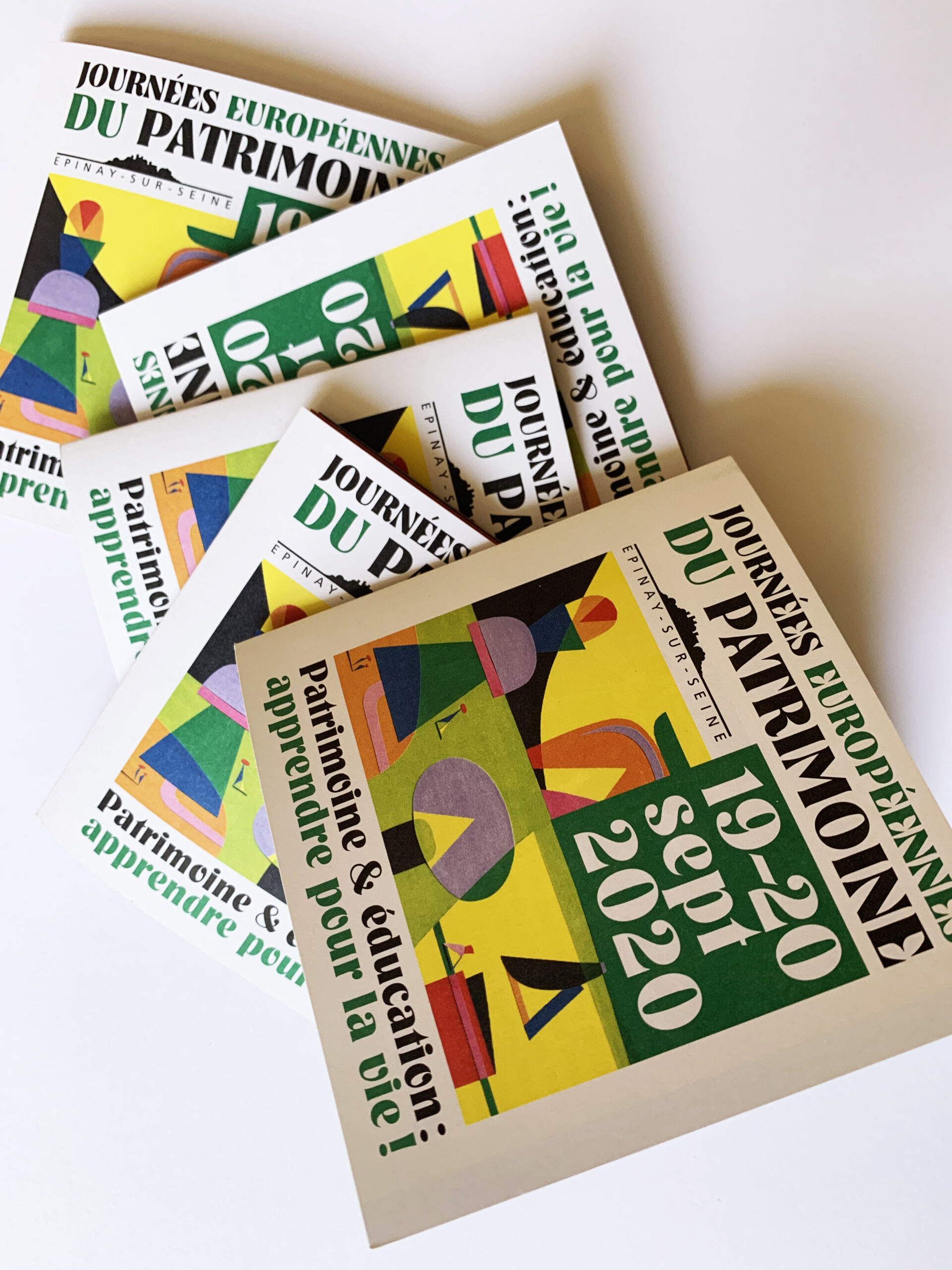 Brochures illustrées de l'édition 2020.