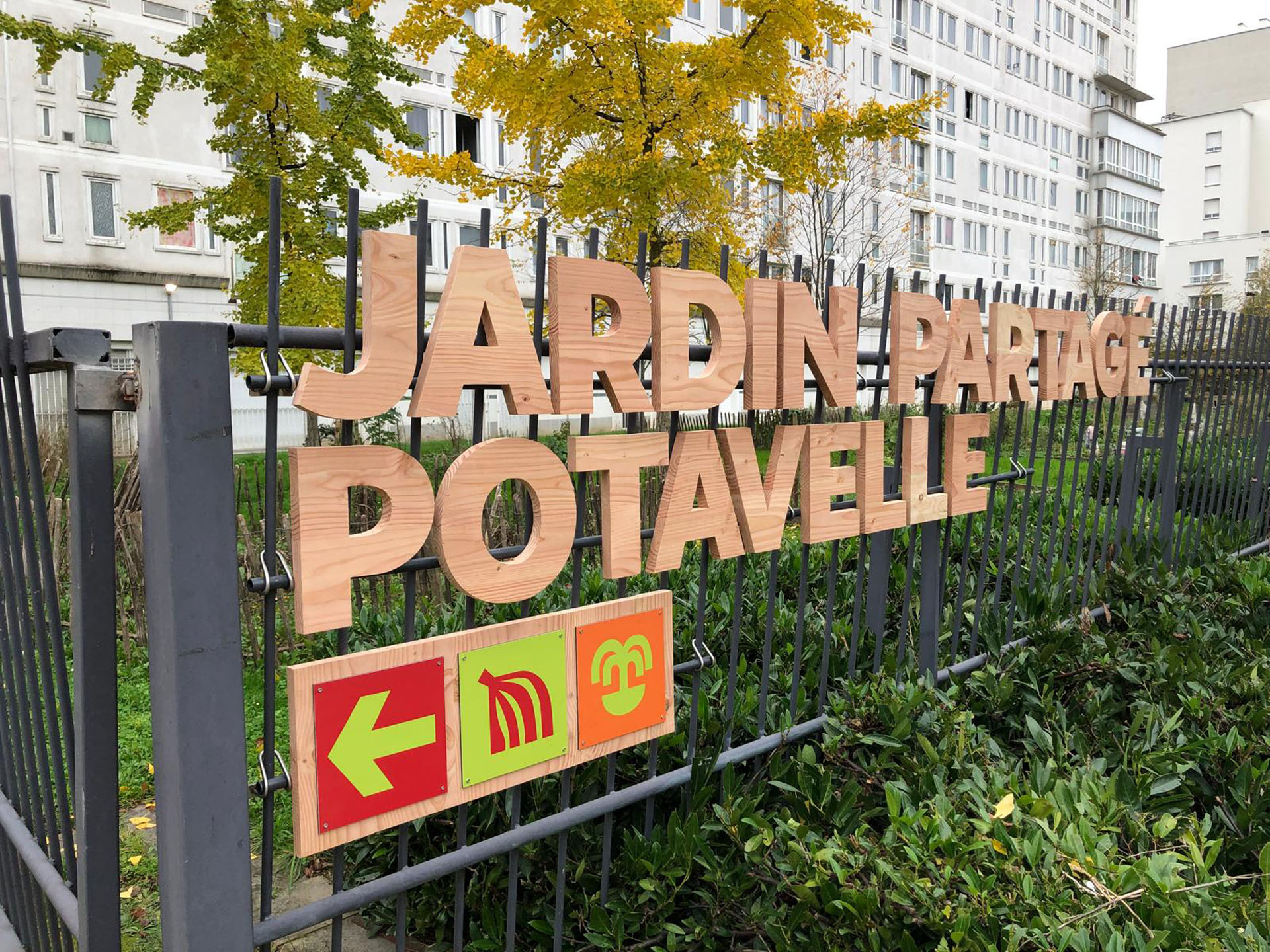“Jardin partagé Potavelle” sign.